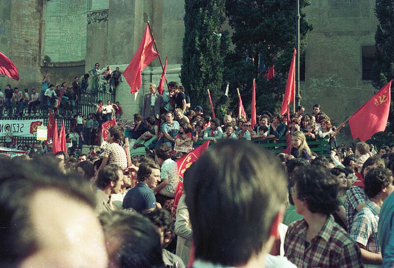 Freudenfeier zum Wahlsieg der P.C.I. auf der Piazza S. Giovanni, Rom 17. Mai 1975