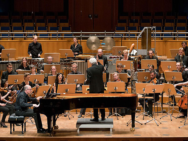 Henzes Requiem in der Tonhalle Düsseldorf, 30.09.2016