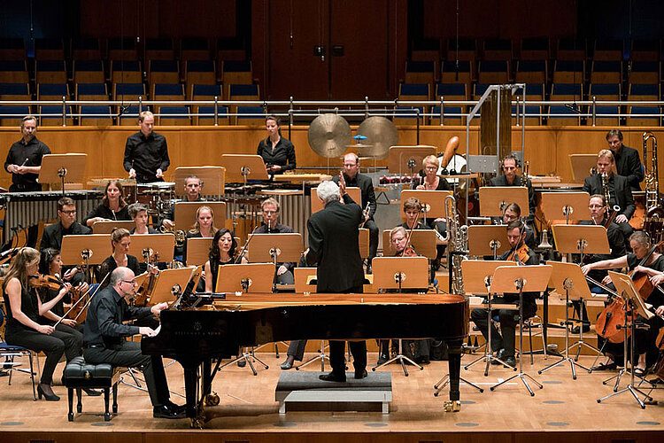 Henzes Requiem in der Tonhalle Düsseldorf, 30.09.2016