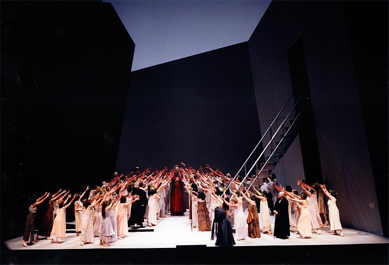 Szene aus "Die Bassariden", Premiere am Teatro Real, Madrid, 3. Juni 1999