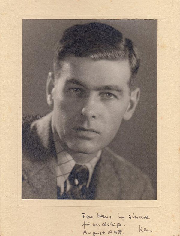 Portrait von Ken Bartlett, 1948 (Mit Widmung)