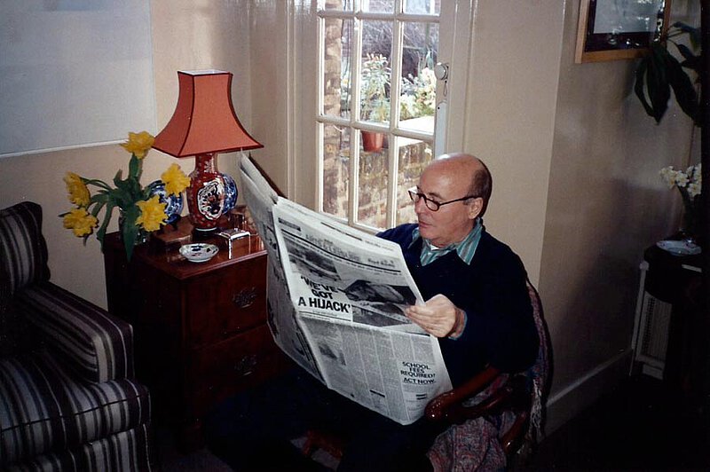 In seinem Londoner Haus in der Fairholt Street, 1988
