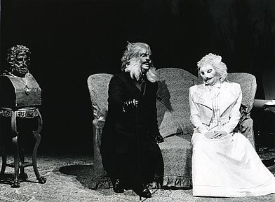 Die englische Katze, Französische Erstaufführung, Theatre Na...