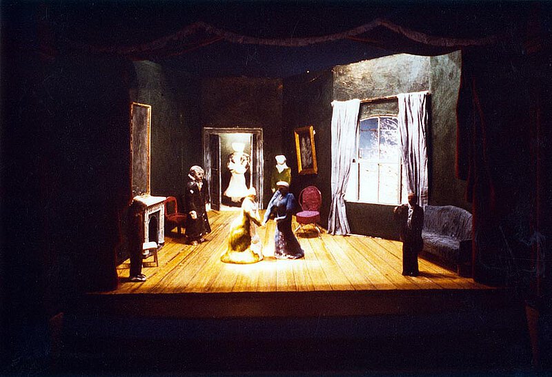 Bühnenmodell für die Uraufführung von "Die englische Katze", Schwetzingen 1983