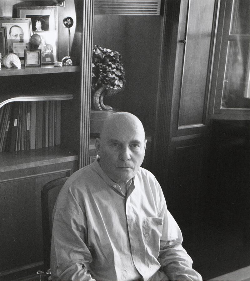 In seinem Arbeitszimmer auf La Leprara, 1988