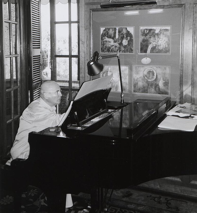 In seinem Arbeitszimmer auf La Leprara, 1988