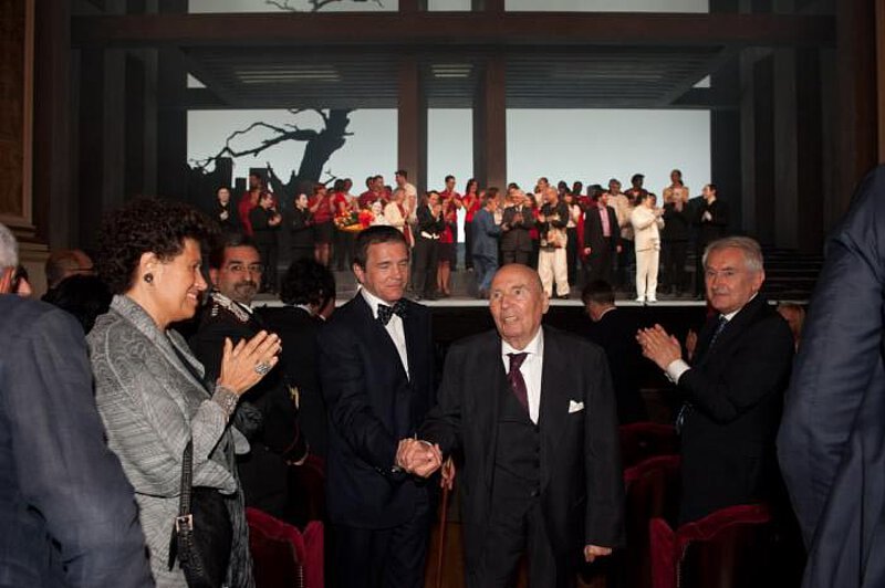 Nach der Premiere von "Gogo No Eiko", Teatro Nuovo, Spoleto 2010 Carla Fendi, Michael Kerstan, Hans Werner Henze