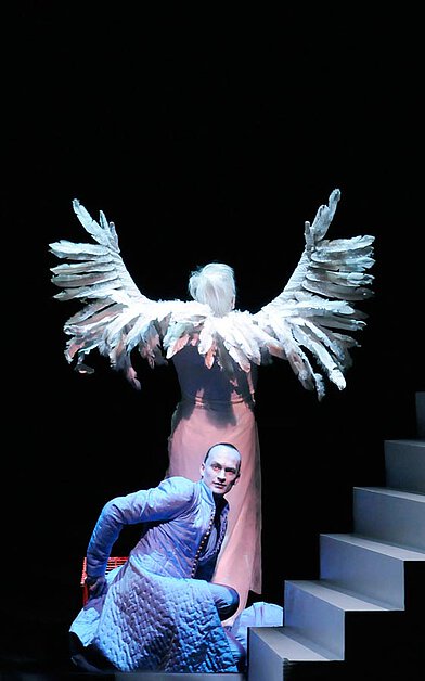 Szenenfoto aus "L'Upupa", Semperoper Dresden, 2009