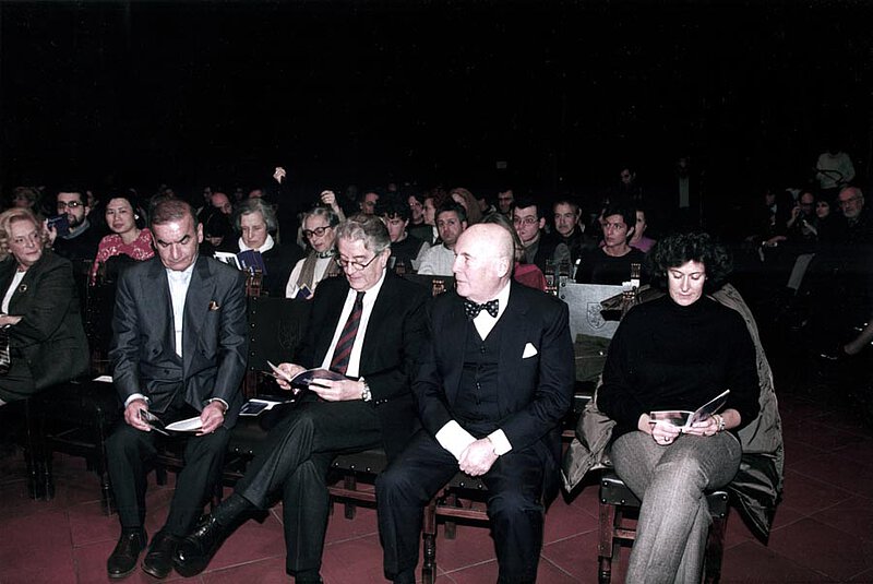 Bei einem Konzert des Ensemble Modern v.l.n.r.: Fausto Moroni, Franco Buitoni, HWH, Ilaria Borletti Buitoni, Perugia 2001