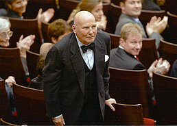 Nach der Münchener Erstaufführung der Sinfonia N.10, München...