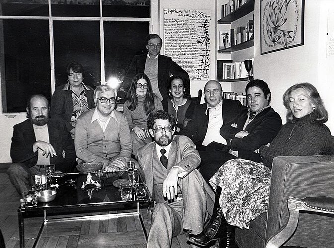 Meeting of Spanish intellectuals and artists with Hans Werne...
