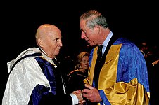 Mit Charles, Prince of Wales und Präsident des Royal College of Music anlässlich der Verleihung der Ehrendoktorwürde an HWH, London 2010