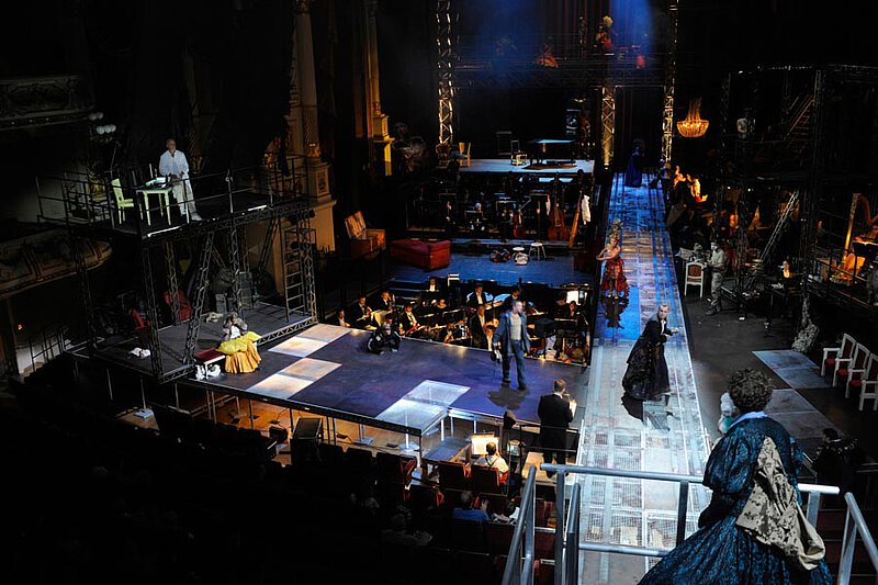 Premiere von "Wir erreichen den Fluss", Semperoper Dresden 2012