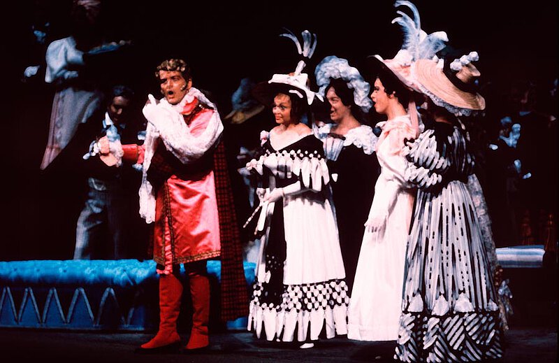 Szene aus der Uraufführung von "Der junge Lord", Deutsche Oper Berlin, 1965