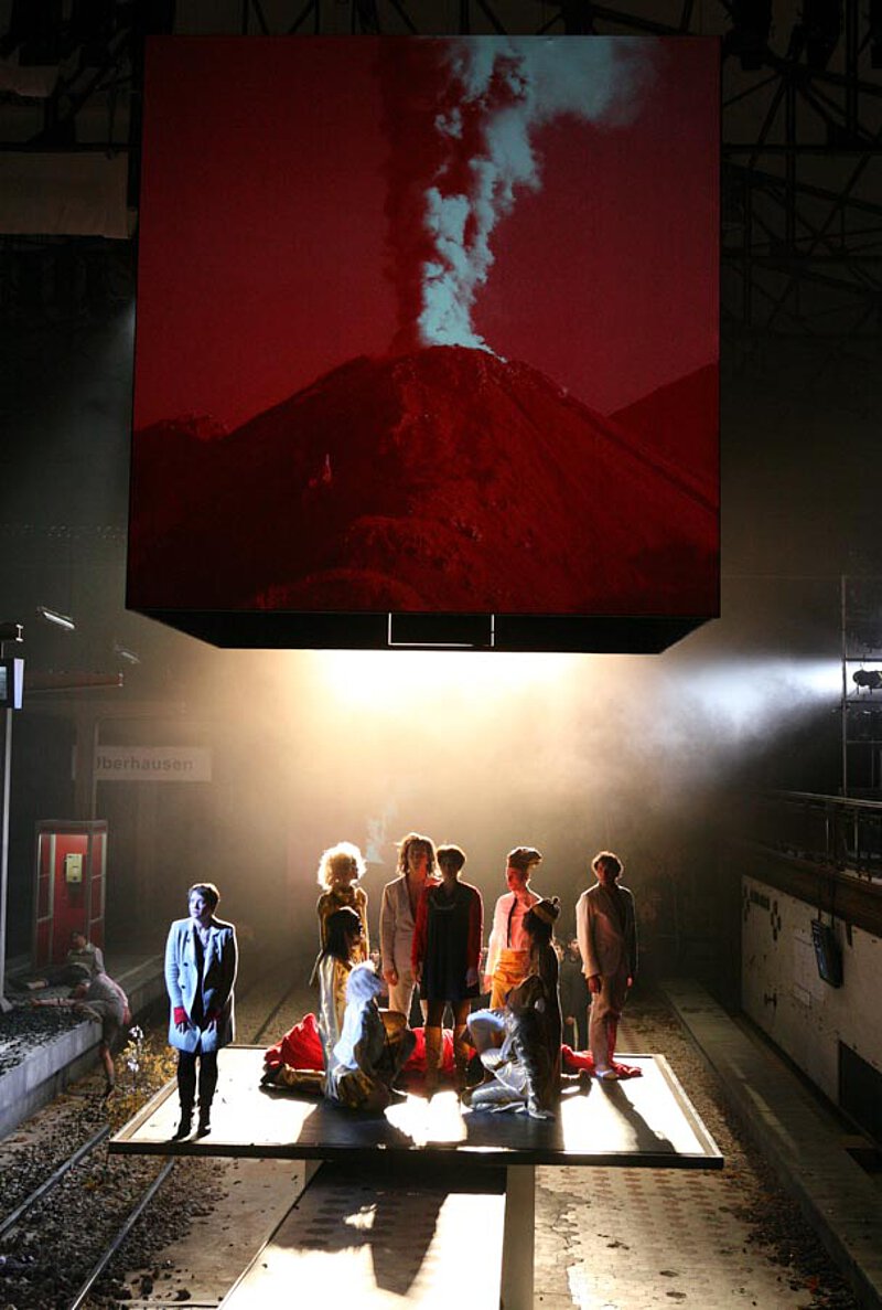 Uraufführung von "Gisela! oder Die merk- und denkwürdigen Wege des Glücks" Ruhr-Triennale, Zeche Zweckel, Gladbeck, Sept. 2010