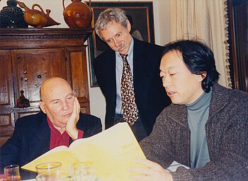 Mit Gastón Fournier Facio (mi.) und Myung-Whun Chung (re.) a...